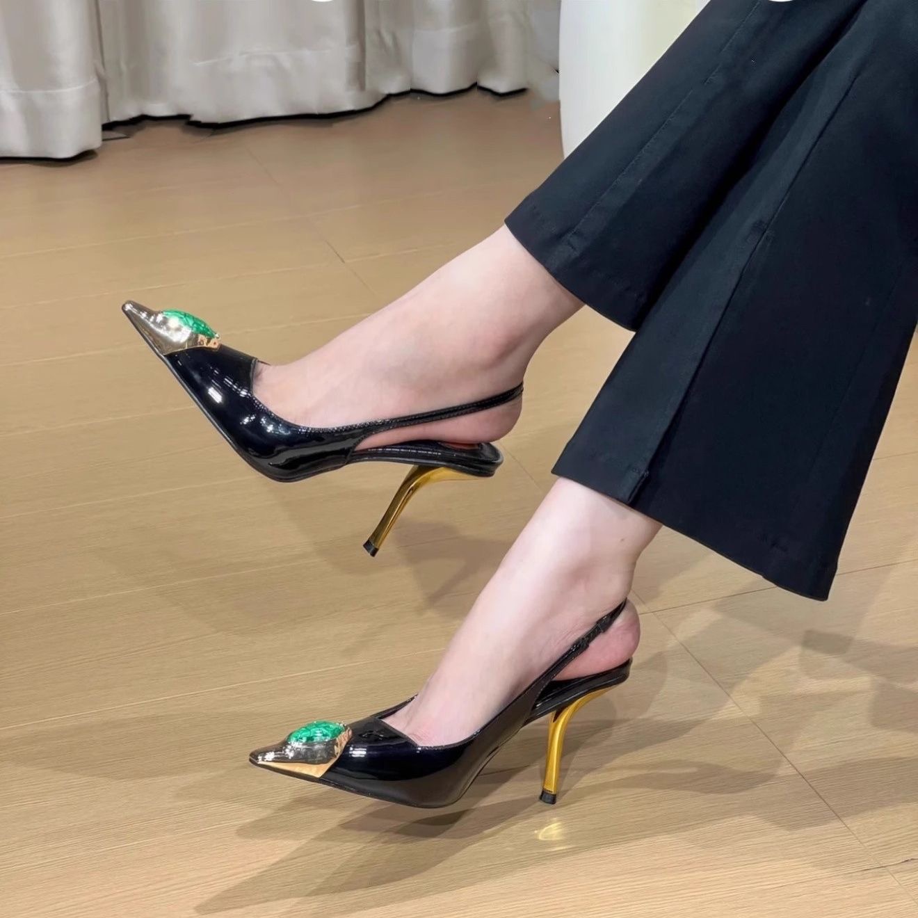 Street Fashion Shoes - Verashy Street Style Design Inlay Diamonds