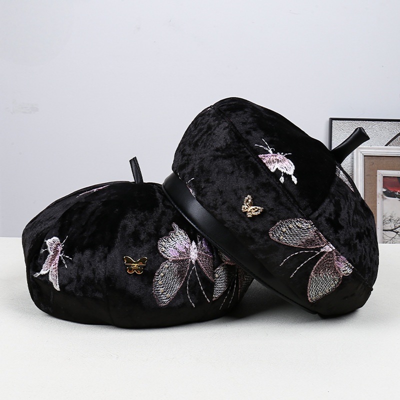 Fashionable Butterfly Embroide - огляд і ціна Street Fashion Pose